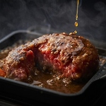 厳選仕入れのジューシーなお肉！口いっぱいに頬張って旨味を実感してください！