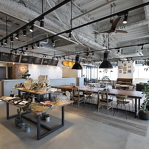 CAFE&DINER GOOD BEACH CLUB {bgn[o[