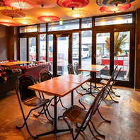 ペット同伴OKのテラス席