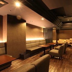 くつろげるテーブル席