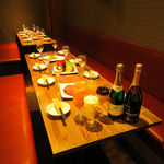 《個室》モダンのおしゃれな雰囲気です♪宴会や合コン・女子会・誕生日にもご利用いただけます♪