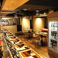 テーブル席42席