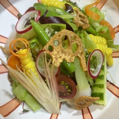 料理長の気まぐれサラダ