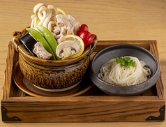 地鶏のレモンアヒージョ島原そうめん添え