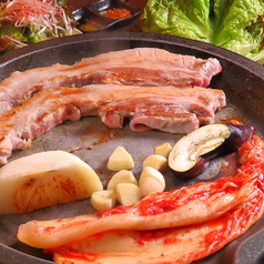 サムギョプサル食べ放題と韓国料理 松の木のコース写真