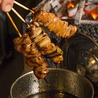 鮮度抜群の鶏肉を炭火焼で仕上げる！秘伝のタレor塩で♪