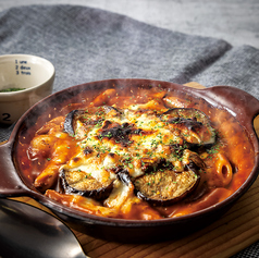 なすときのこのミートソースグラタン