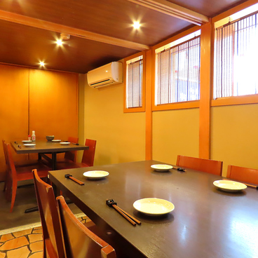 炭火串焼と旬鮮料理の店　御厨　炭旬　店の雰囲気1