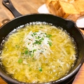 料理メニュー写真&nbsp;温泉卵とシラスのアヒージョ