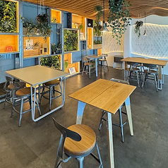 2階テーブル席2名様×2席