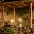 ホテル施設内にある竹の郷温泉万葉の湯は、泉室の異なる2種の温泉が敷地から湧き出しています。お食事と併せて、お楽しみいただけます。　　■営業時間：24時間