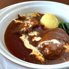 【寒い季節にぴったり】ブランド牛の但馬牛と玉ねぎが溶け合う「やわらかビーフシチュー」の写真