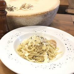 ローマ名物　カチョエペペ　キタッラ