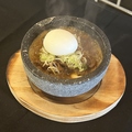 料理メニュー写真&nbsp;熱々石鍋！肉豆腐