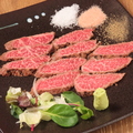 料理メニュー写真 和牛ランプ肉のたたき