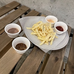 フライドポテト(2種ディップ付)