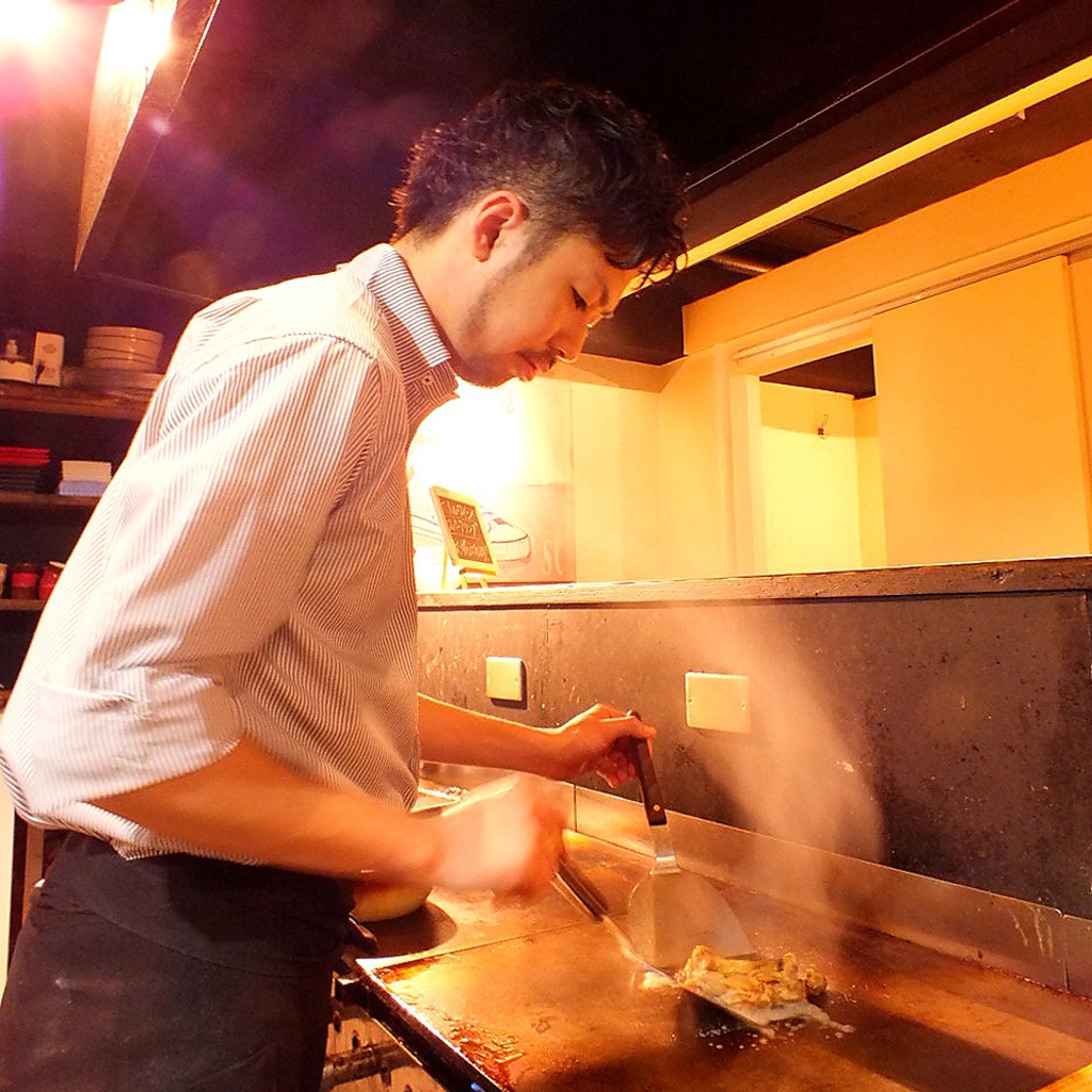 熱々鉄板料理で暖まってね★愛情込めて鉄板で焼く肉や野菜、うまみが増します！！！
