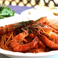 料理メニュー写真 海老のトマトパスタ