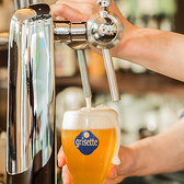 10種類の厳選したクラフトビールとベルギービール樽生♪