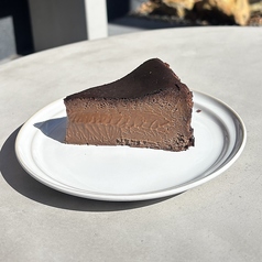 チョコレートバスクチーズケーキ