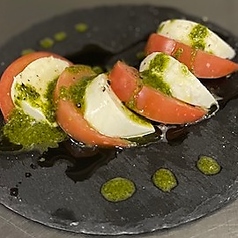 Fresh Tomato Caprese/　フレッシュトマトカプレーゼ