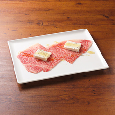 炙る和牛のクリチー乗せ