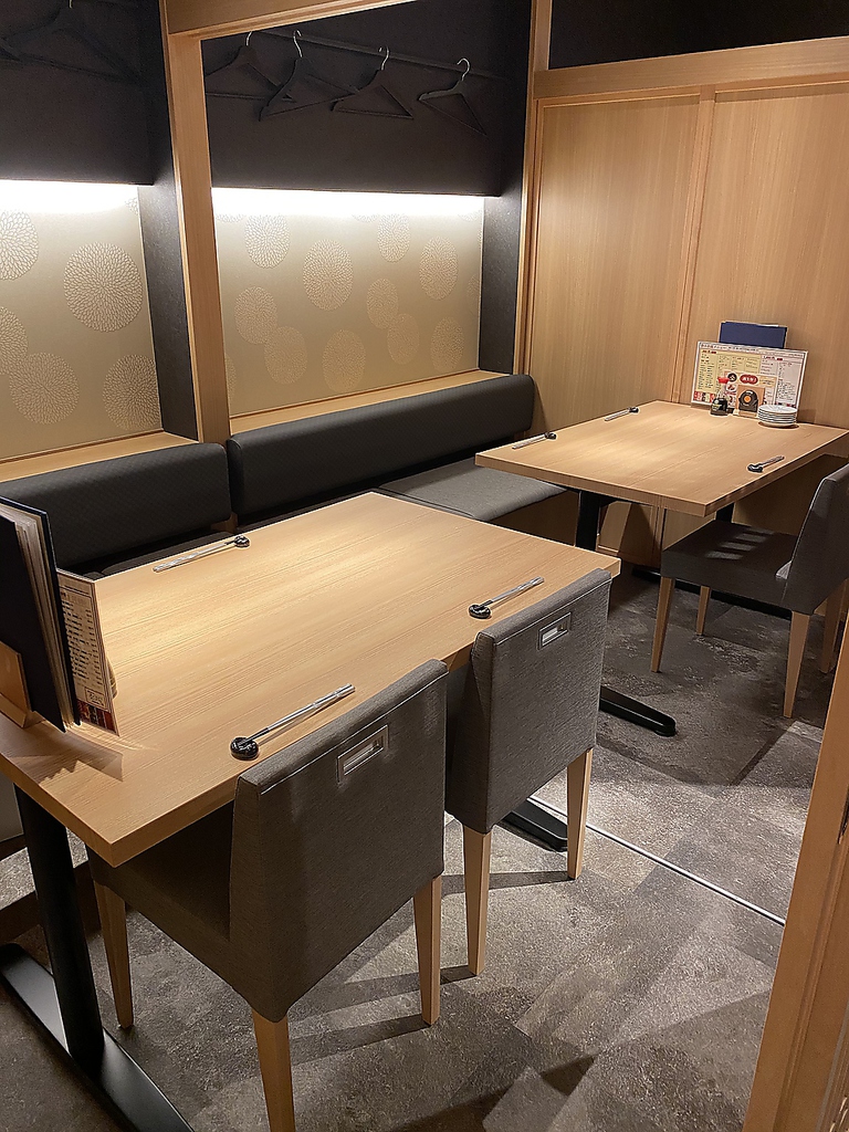 ゆったりと個室完備