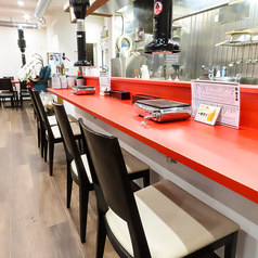 焼肉ホルモン 成楽園 本町店の雰囲気2