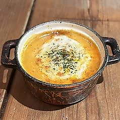 たっぷりチーズのミートポテトグラタン