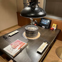 個室のお席ございます◎半個室よりももっとプライベートなお時間を過ごせます♪6人席なので家族や宴会などのシーンでもご利用いただけます！