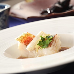 三龍福禄(さんろん ふくろく)季節のおまかせ!軽めのコース12100円(税込)