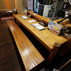 カウンターは4席ご用意しております。