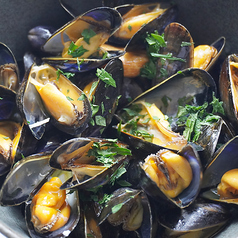 モンサンミッシェル　ムール貝の白ワイン蒸し