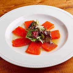 サーモンカルパッチョ