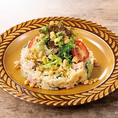 １０）ビヤホールの自家製ポテトサラダ