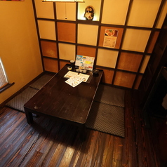 ご家族様でもご利用しやすい4人席お座敷を5席ご用意しております。