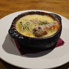 国産鶏モモ肉のフリカッセ～チーズグラタン仕立て～