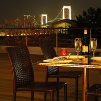 テラス席はワンちゃんもOK！一緒にお食事が楽しめます♪