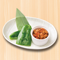 パリパリピーマンの香ばし七味そぼろ添え