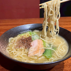 べんがらラーメン 塩