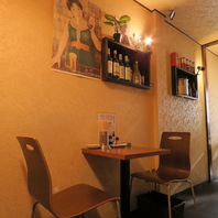 女子会にもぴったり！やわらかな照明で会話も弾む空間