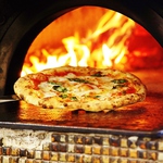 マリナーラ/マルゲリータ/ロマーナなど美味しいイタリアンピザも焼き立てで食べれちゃう！