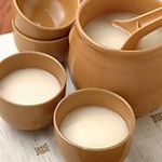 お得な飲み放題付宴会コースのドリンクはマッコリやカクテル、果実酒やワインなども嬉しい飲み放題♪