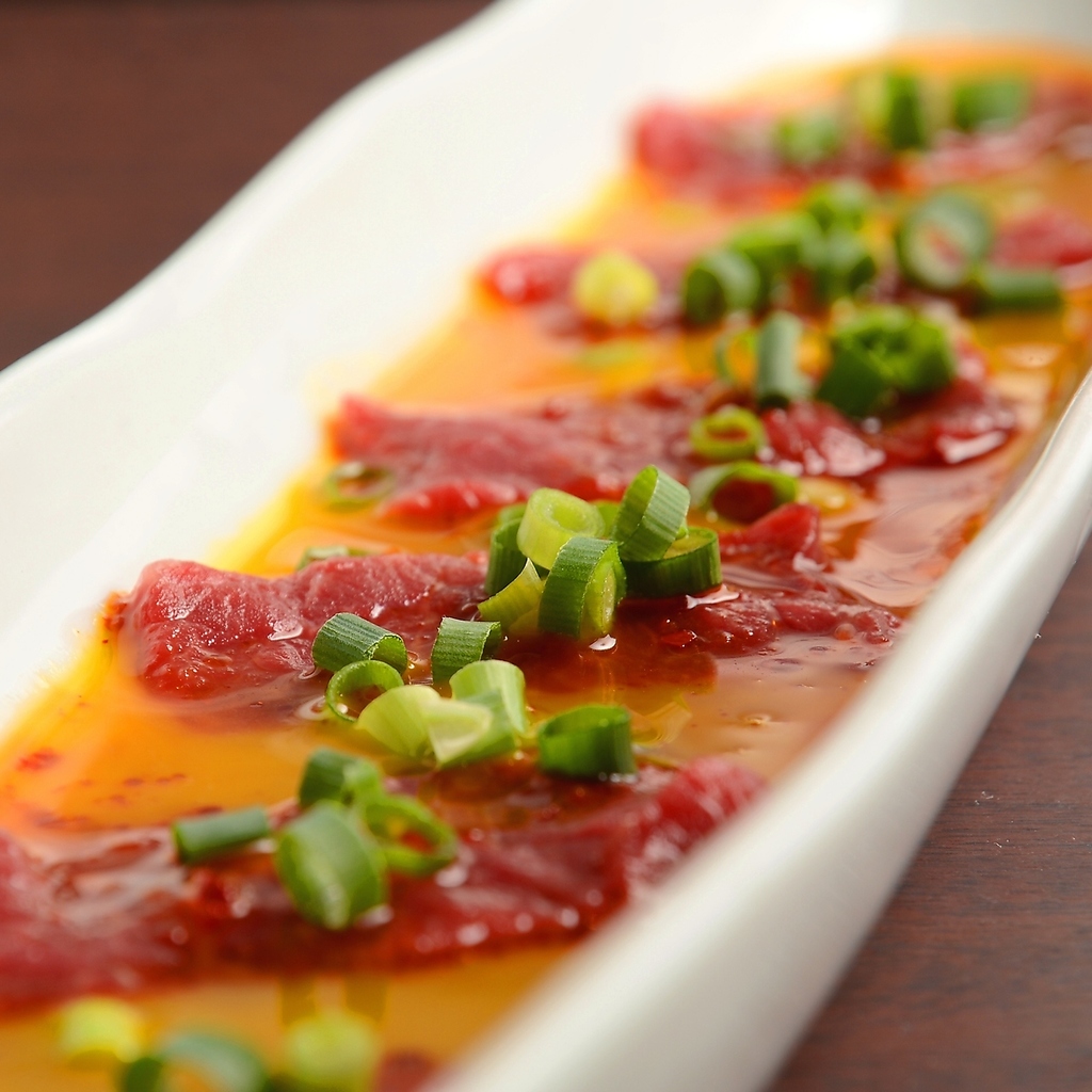 和牛カルパッチョ　ユッケ風