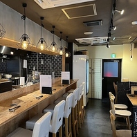 明るく清潔感のある店内で大切な人と心安らぐひとときを