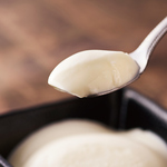 手づくりの杏仁豆腐は北海道牛乳を使用したこだわりの一品です。