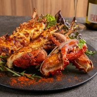 ぷりっぷりの旨みを閉じ込めた、至福のオマールグラタン