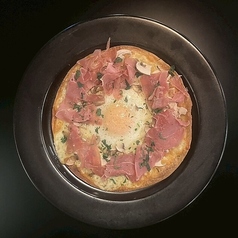 トリュフ香る　生ハム　生マッシュルーム　ビスマルク