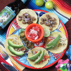 琉球メキシカンレストラン BORRACHOS ボラーチョス 広島特集写真1