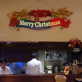 玄関を入ると正面にMerry Christmasの文字が。季節やイベントに合わせた装飾がお洒落な店内